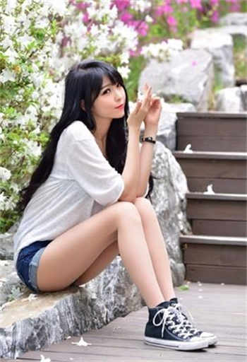 苏州木渎古镇站衔女